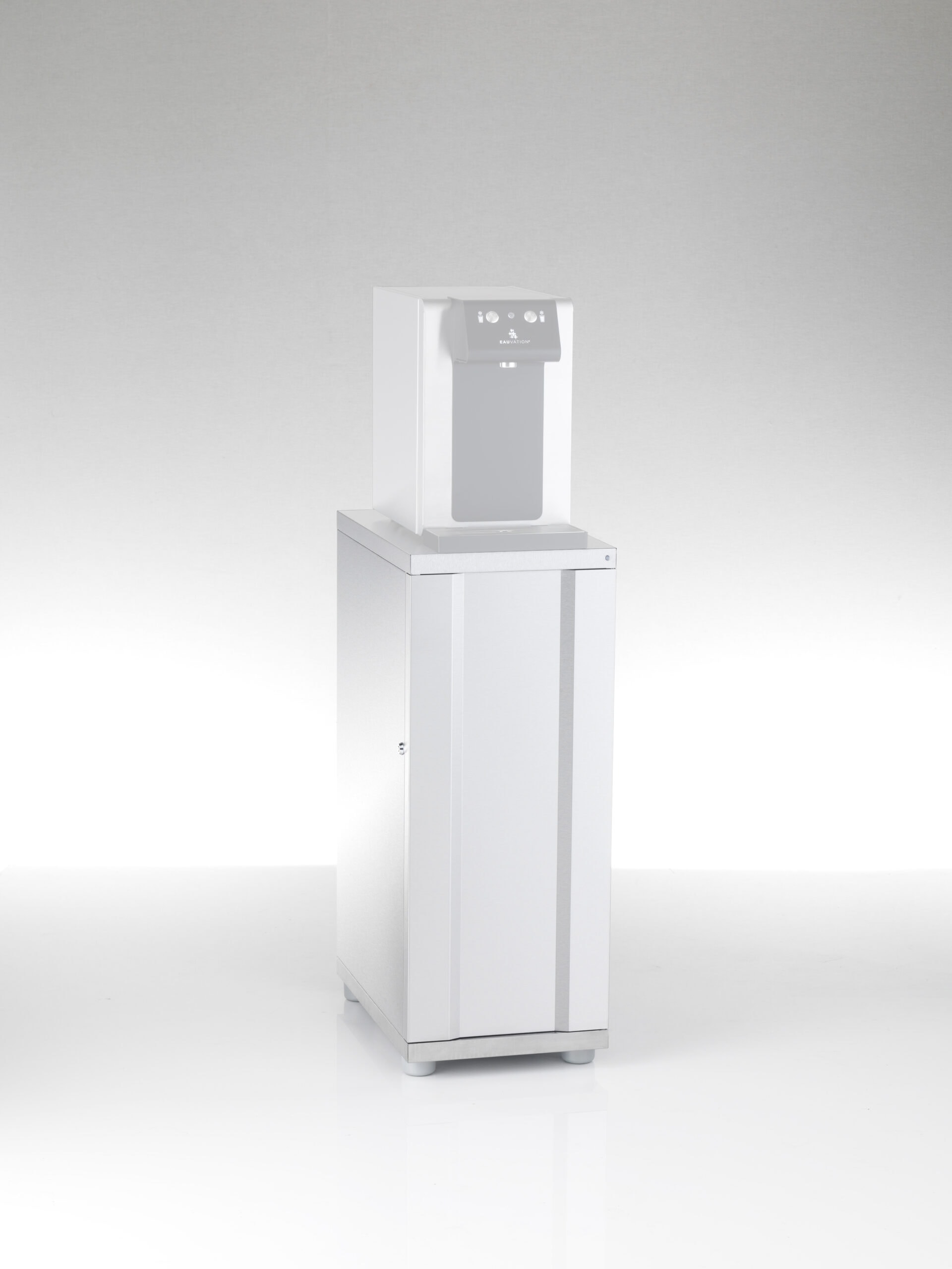Edelstahl Unterbau mit einem Eauvation Acqua 20 Wasserspender obendrauf